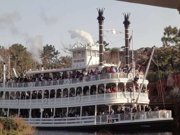 disneyland mark twain