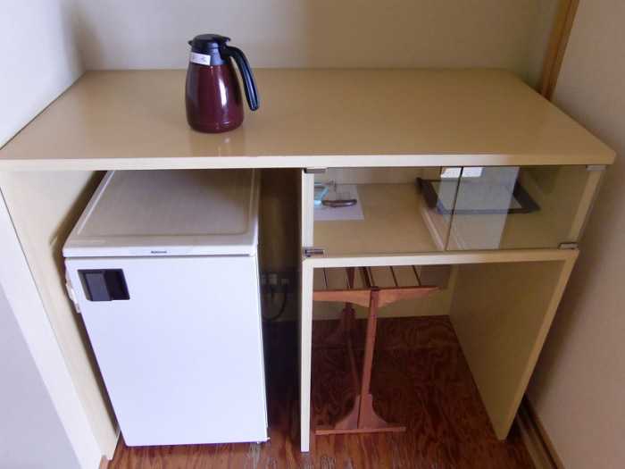 snow-monkeys-monos-nagano-yudanaka-shibu-onsen-008-ryokan-sakaeya-006-habitacion-005