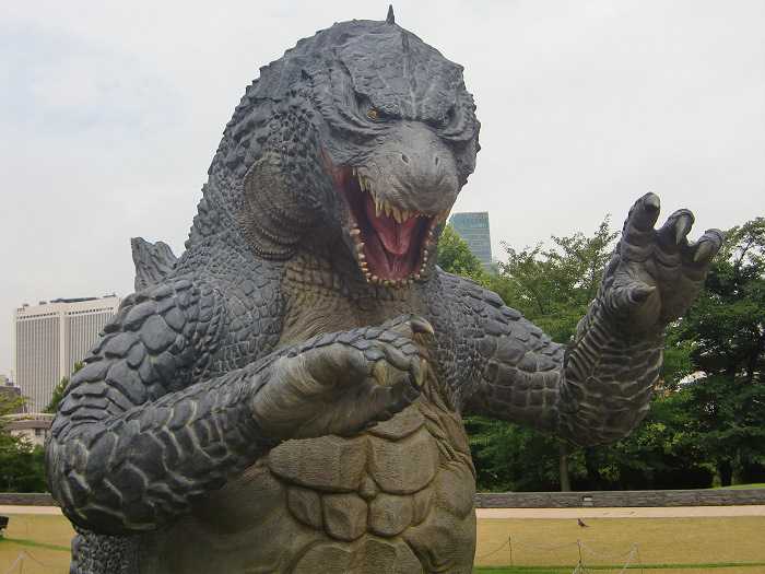 godzilla roppongi hills midtown park