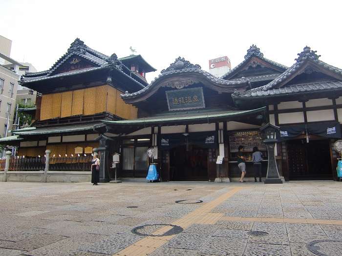 Dogo Onsen. Edificio