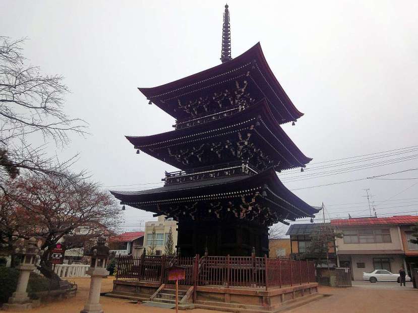 takayama templo Hida Kokubun-Ji pagoda