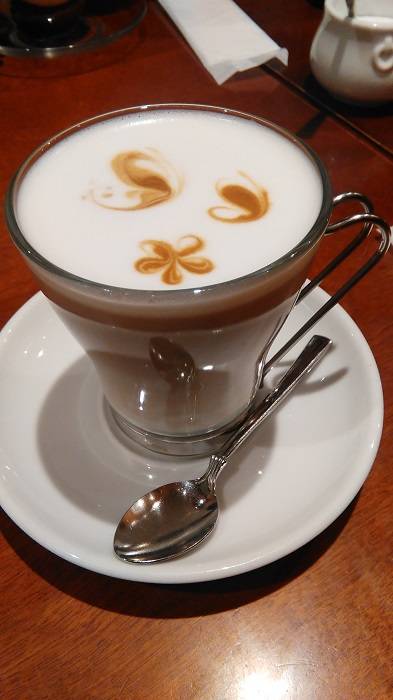 Café Quatre Vingt Neuf Shinjuku