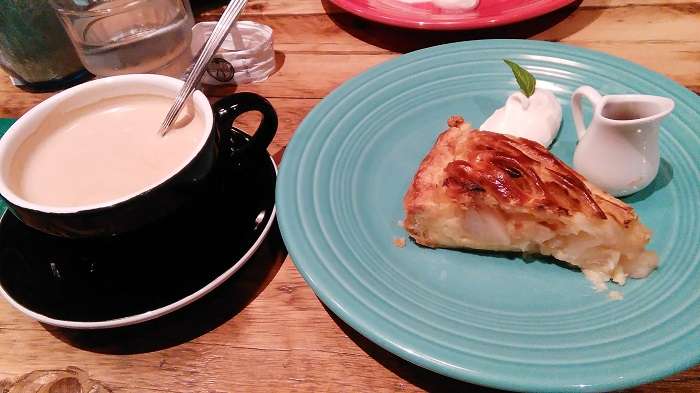 Granny Smith Apple Pie &amp; Coffee Yokohama