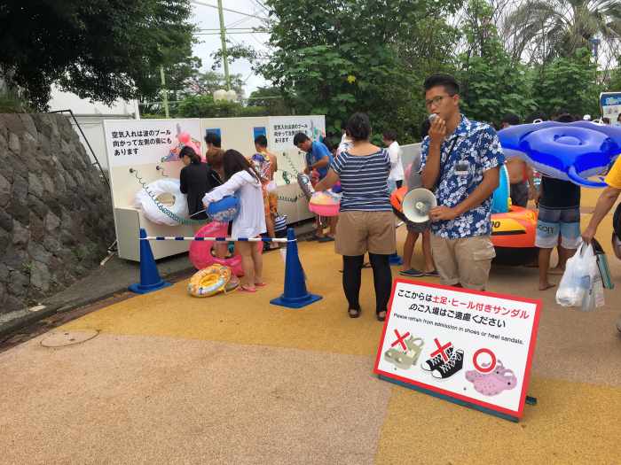 yomiuriland wai flotadores